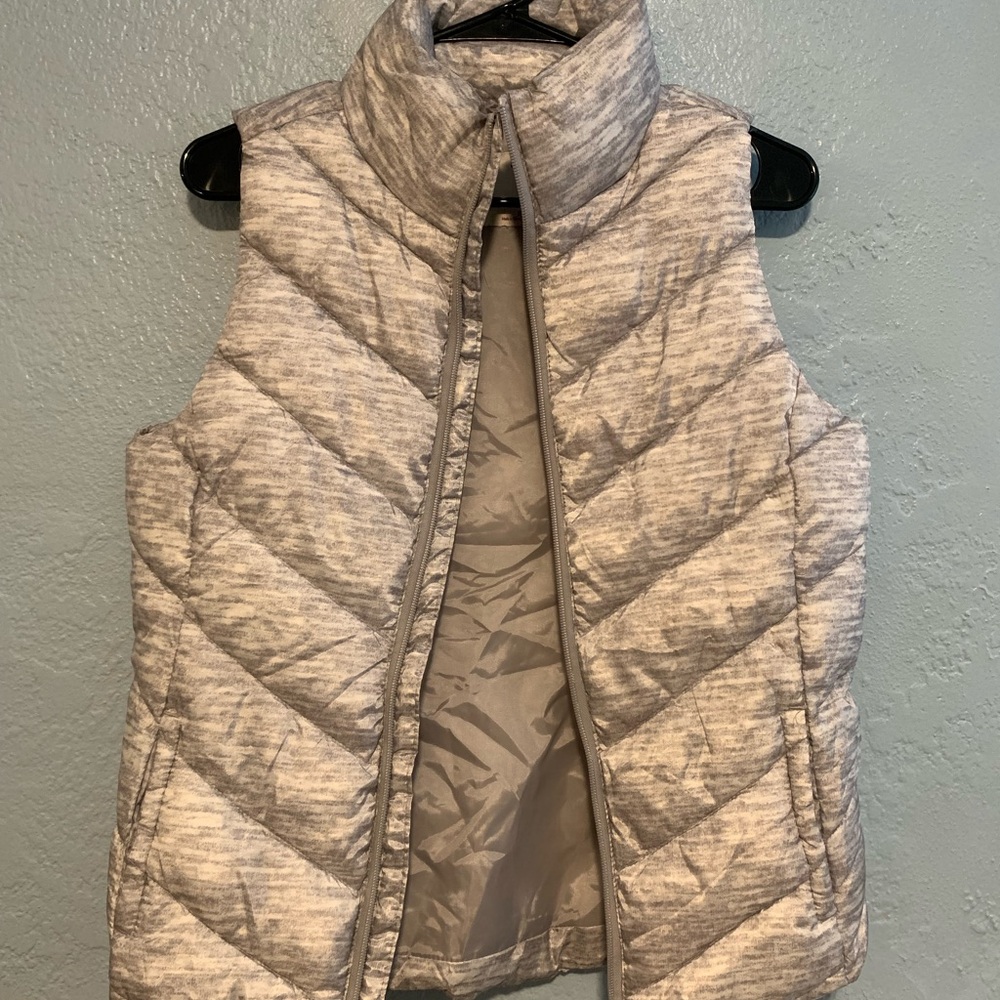 Women's Gray Quilted Vest